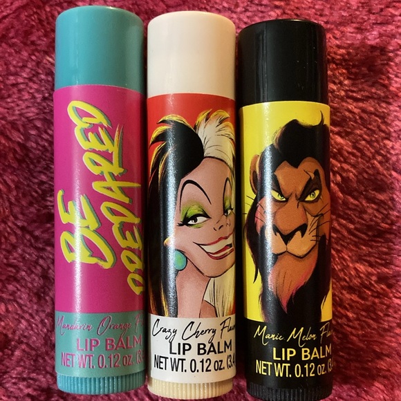 Disney Villains lip balm bundle *FIRM PRICE* - Picture 2 of 5